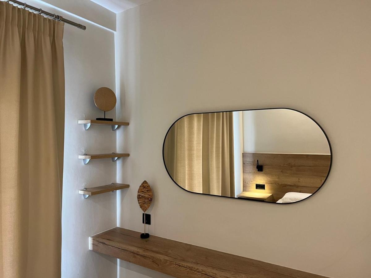 Elenasrooms Kallithea  エクステリア 写真