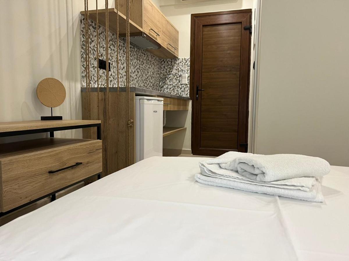 Elenasrooms Kallithea  エクステリア 写真