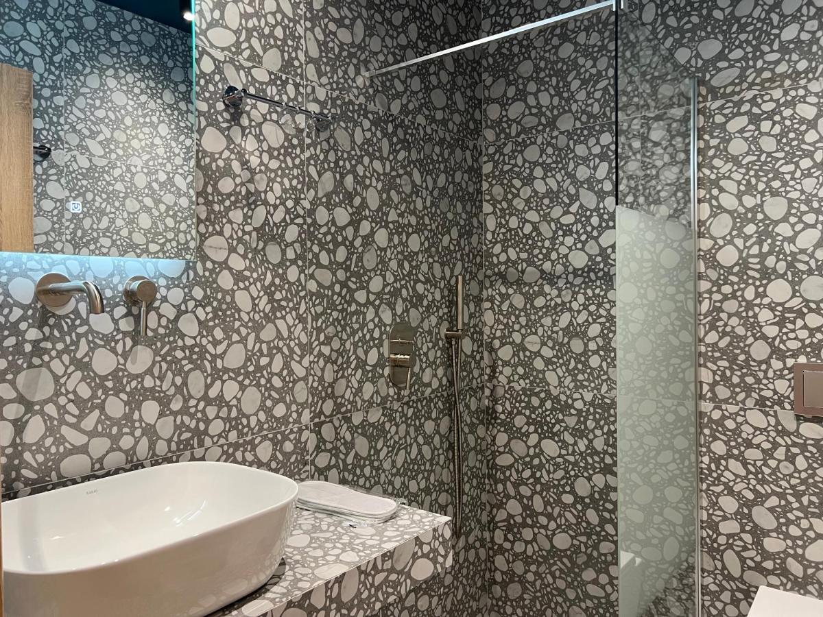 Elenasrooms Kallithea  エクステリア 写真